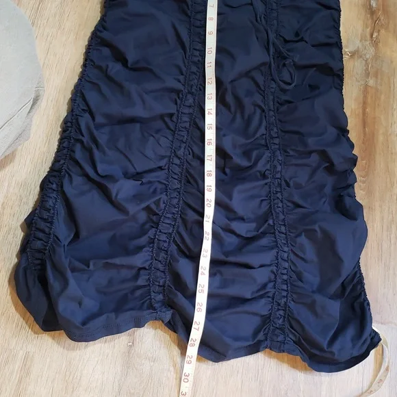 Like NEW! XCVI Double Shirred Panel Skirt In "Navy", Size XL - Picture 8 of 8